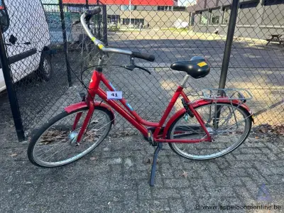 Fiets, met sleutel, nummer 701 - 819 – kavel bij Appelboom