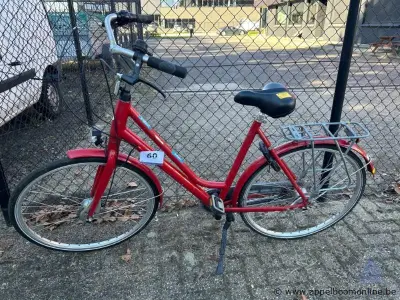 Fiets, met sleutel, nummer 701 - 821 – kavel bij Appelboom