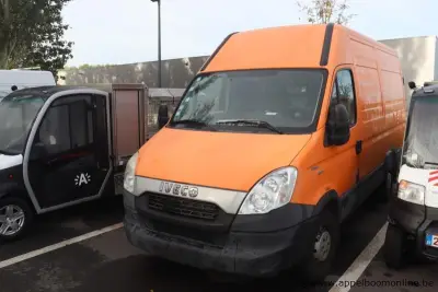 lichte vrachtwagen IVECO FD112C, datum 1ste inschrijving 10/7/2013, chassisnr ZCFC35A7205957205, CNG, km-stand laatste keuring 23,477, Euro V, TTM… – kavel bij Appelboom