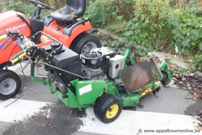 grasmachine JOHN DEERE GS 45, werking niet gekend, mogelijks batterij plat – kavel bij Appelboom