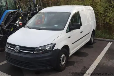lichte vrachtwagen VOLKSWAGEN Caddy, datum 1ste inschr 9/06/2017, chassisnr WV1ZZZ2KZHX156959, km-stand 55965, Euro 6b, schade rondom, MTM 2345kg – kavel bij Appelboom