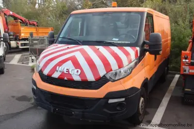 lichte vrachtwagen IVECO FD11C2C, datum 1ste inschr 22/7/2015, chassis nr ZCFC335A905045635, km-stand 32,547, CNG, TTM 3500, schade rondom – kavel bij Appelboom