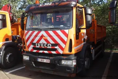 kraanwagen IVECO ML190EL, datum 1ste inschr 23/08/2011, chassis nr ZCFA1VJ0402581185, diesel, EURO 5, km-stand laatste keuring 42480, vv kraan HMF… – kavel bij Appelboom