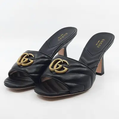Paar hakken, maat 37, Gucci, 674839 37 04G – kavel bij Domeinen Roerende Zaken, Groningen