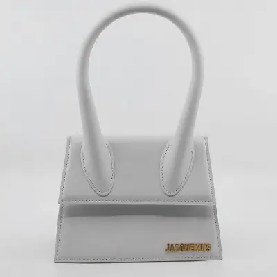 Handtas, Jacquemus – kavel bij Domeinen Roerende Zaken, Groningen