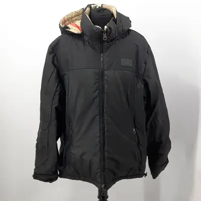 Jas, maat M, Burberry – kavel bij Domeinen Roerende Zaken, Groningen
