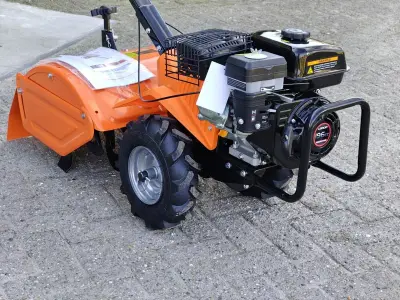 Grondfrees 46cm Benzine – kavel bij Hammertime