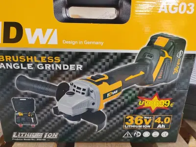 Haakse Slijper 36volts Accu Dw – kavel bij Hammertime