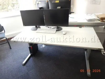 1 Schreibtisch Reiss lichtgrau – kavel bij Zoll-Auktion, Braunschweig