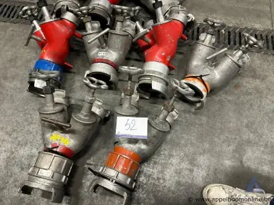 Metalen verdeelstukken met afsluitbare uitgangen, type 110 - 2x70 dsp – kavel bij Appelboom