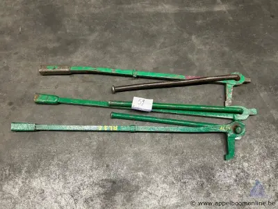 Lot ondergrondse hydrantensleutels – kavel bij Appelboom