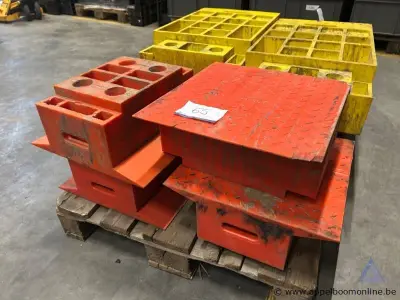 4 rode tussenstukken voor slangenbruggen – kavel bij Appelboom