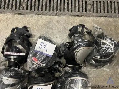 4x Ademluchtmaskers DRÄGER Panorama Nova, met spanbeugel – kavel bij Appelboom