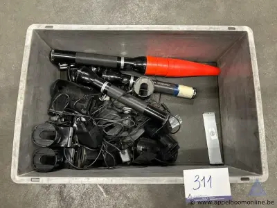 Lot Maglite zaklampen, inclusief laders en houders. Werking niet gekend – kavel bij Appelboom