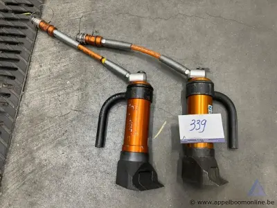 2 hydraulische deuropeners HOLMATRO – kavel bij Appelboom