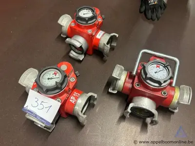 3 Drukbegrenzers met manometers – kavel bij Appelboom