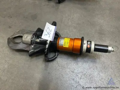 Hydraulische schaar Holmatro CU 4050C NCT II, bouwjaar 2006, maximale druk 72 MPa – kavel bij Appelboom