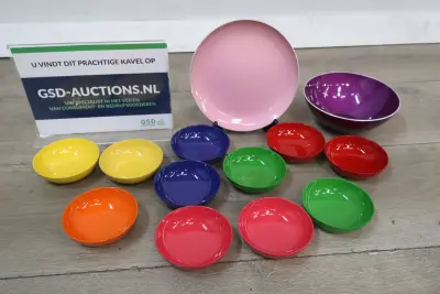 Set kleurrijke serveerschalen, Borrelschalen – kavel bij GSD Auctions, Zoeterwoude