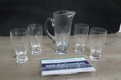 Set van 4 glazen met karaf – kavel bij GSD Auctions, Zoeterwoude