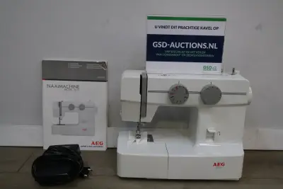 AEG Naaimachine Model 2013 – kavel bij GSD Auctions, Zoeterwoude