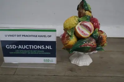 Keramische decoratieve fruitschaal – kavel bij GSD Auctions, Zoeterwoude