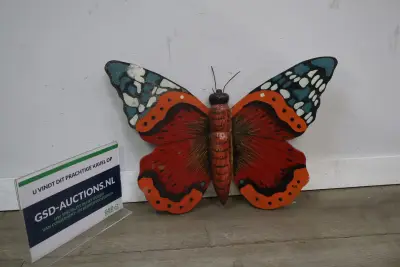 Handgemaakte houten vlinder – kavel bij GSD Auctions, Zoeterwoude