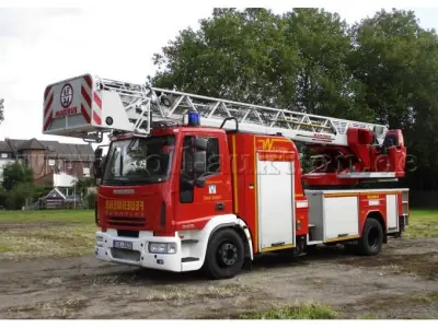 1 Drehleiter DLK 23-12 CS Magirus, IVECO Fahrgestell – kavel bij Zoll-Auktion, Willich