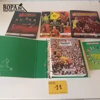Boeken voetbal en panini. 5 stuks – kavel bij BOPA Auctions, Ieper