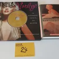 Boeken Marilyn Monroe. 2 stuks – kavel bij BOPA Auctions, Ieper