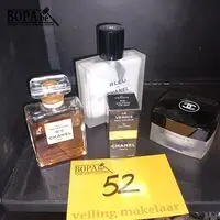 Verzorging Chanel. 4 stuks – kavel bij BOPA Auctions, Ieper