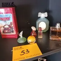 Parfum flesjes. 7 stuks – kavel bij BOPA Auctions, Ieper