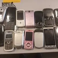 Oude gsm’s. 14 stuks – kavel bij BOPA Auctions, Ieper