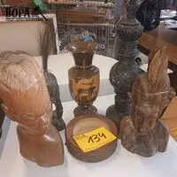 Houten decoratie. 6 stuks – kavel bij BOPA Auctions, Ieper