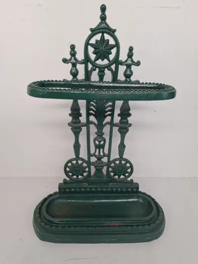 Prachtige Antieke Stijl Gietijzeren Paraplubak – Donkergroen – Eyecatcher voor de Hal! – kavel bij De Kringwinkel, Waardamme