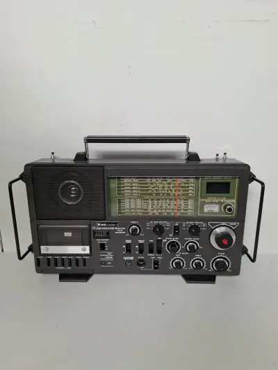 Unieke Vintage Pan Crusader-S (NR-94F1) Weltempfänger met Cassetterecorder – Made in Japan! – kavel bij De Kringwinkel, Waardamme