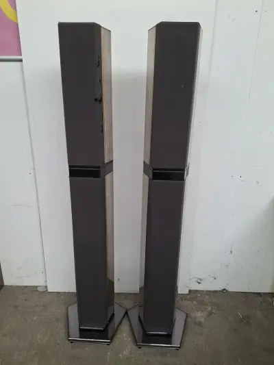 Iconische Bang & Olufsen BeoLab Penta Actieve Vloerstaande Luidsprekers – Het Absolute Topmodel in RVS – kavel bij De Kringwinkel, Waardamme