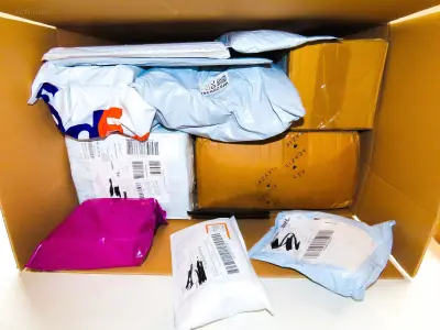 Verloren Postpakketten & Retour Postpakketten – kavel bij Auctim