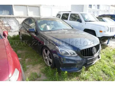 1 Mercedes E 500 4matic/ Bastlerfahrzeug – foto 2 – kavel bij Zoll-Auktion, Wandlitz