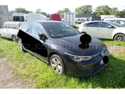 1 VW Golf VIII *Fahrschulfahrzeug* – foto 2 – kavel bij Zoll-Auktion, Wandlitz