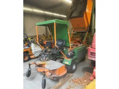 1 Werner grootoppervlaktemaaier ASM 125, met opvangbak, niet in werkende staat – kavel bij Zoll-Auktion, Saarbrücken