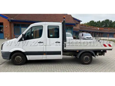 1 VW Crafter Pritschenaufbau Doppelkabine – kavel bij Zoll-Auktion, Büdelsdorf