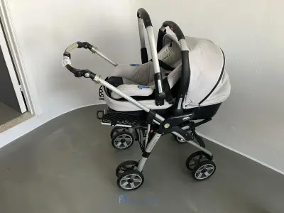 Kinderwagen JANE met reiswieg en zitje – kavel bij VH Auctions