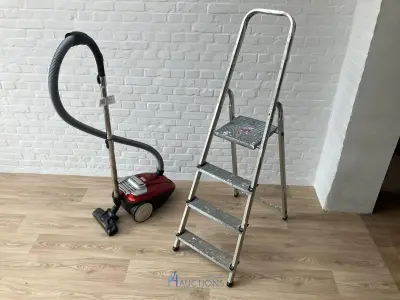 Stofzuiger INVENTUM, trapladder en klaptafels – kavel bij VH Auctions