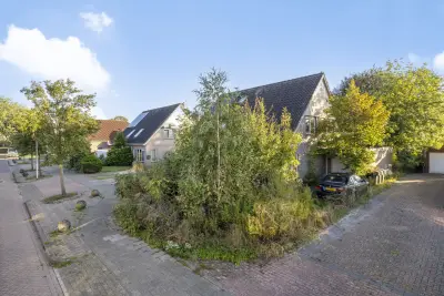 Twéé-onder-een-kapwoning – Nieuwolda, Burgemeester Waalkensstraat 15 A – kavel bij Vastgoedveiling.nl, Nieuwolda