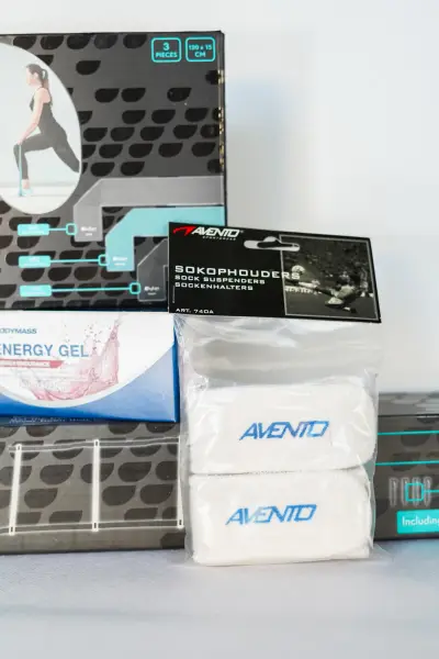 Mystery Sport Box XL met 50 items – kavel bij GSD Auctions, Zoeterwoude
