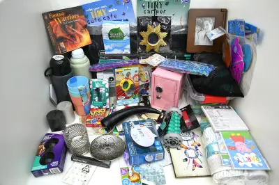 Mystery Cadeau Box XL met 50 items – kavel bij GSD Auctions, Zoeterwoude