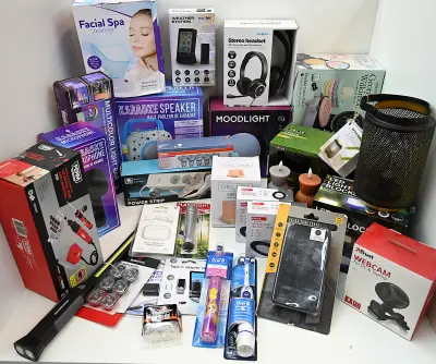 Mystery Elektronica Box XXL met 100 items – kavel bij GSD Auctions, Zoeterwoude