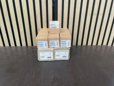 Partij RVS Schroeven 3x16 & Novus Bevestiging – 9 Dozen – kavel bij XL Auctions