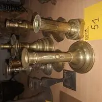 Koperen kandelaars. 8 stuks – kavel bij BOPA Auctions, Ieper