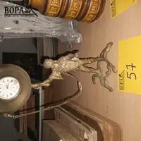 Zakhorlogehouder met horloge – kavel bij BOPA Auctions, Ieper